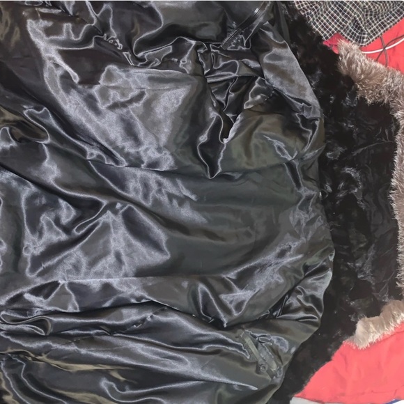 Men’s Diamond Cut Mink Fur Coat with Fox Fur Hood - Picture 4 of 5